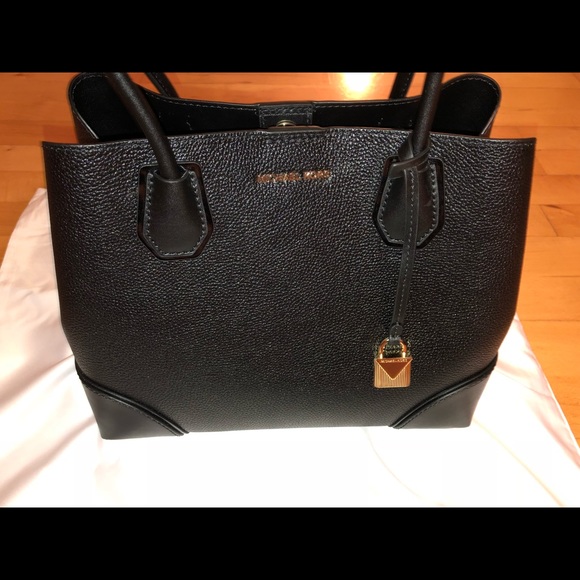 Michael Kors Mercer Gallery Bag